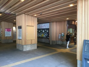 高尾山に久々に登る。